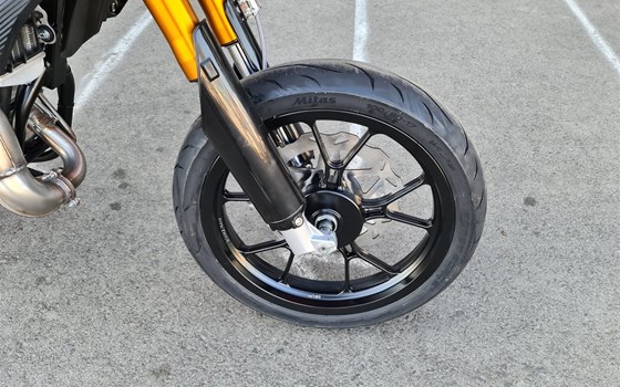 Neufahrzeug Rieju MRT 50 All Black - Bild 6