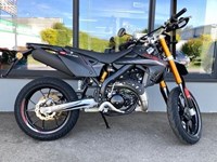 Neumotorrad Rieju MRT 50 SM Teilzahlung € 49.- Garantie