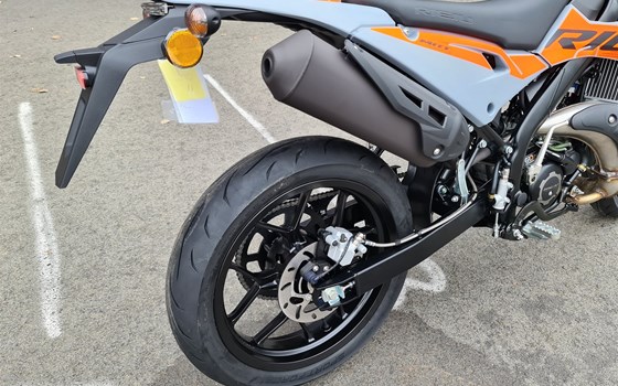 Neufahrzeug Rieju MRT Europa SM 50 - Bild 3