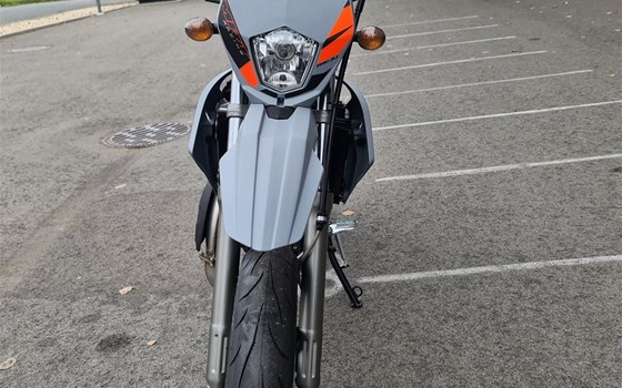 Neufahrzeug Rieju MRT Europa SM 50 - Bild 5