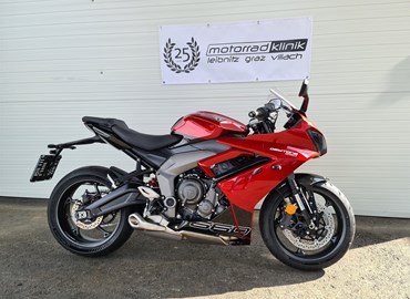 Neumotorrad Triumph Daytona 660