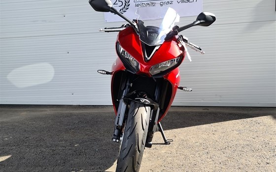 Neufahrzeug Triumph Daytona 660 - Bild 2