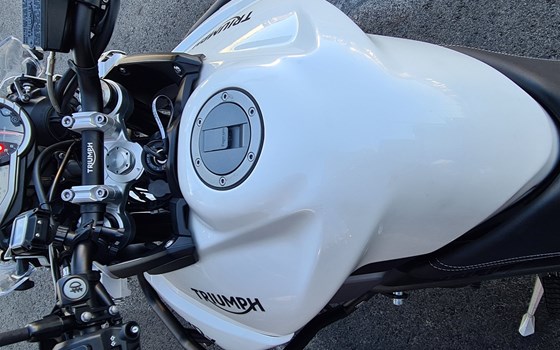 Gebrauchtmotorrad Triumph Tiger 800 XRx - Bild 11