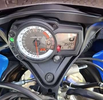 Gebrauchtmotorrad Suzuki GSX-R 600 - Bild 7