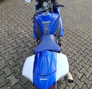 Gebrauchtmotorrad Suzuki GSX-R 600 - Bild 9