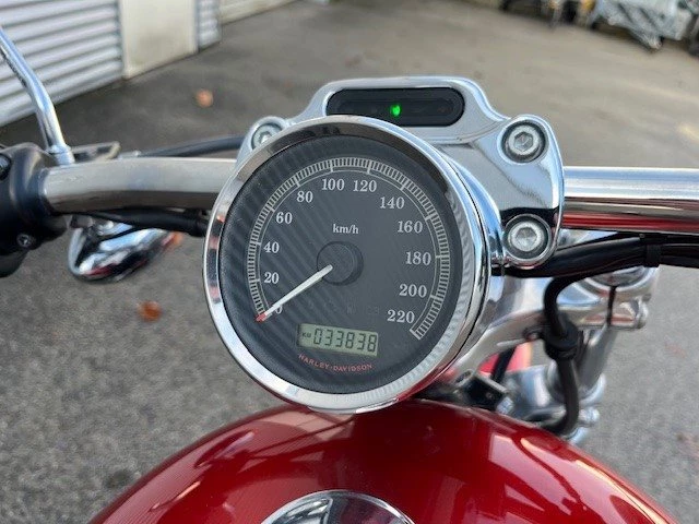 Harley-Davidson Sportster XL 1200CA (Candy Orange & Beer Bottle Deluxe) - Bild 12