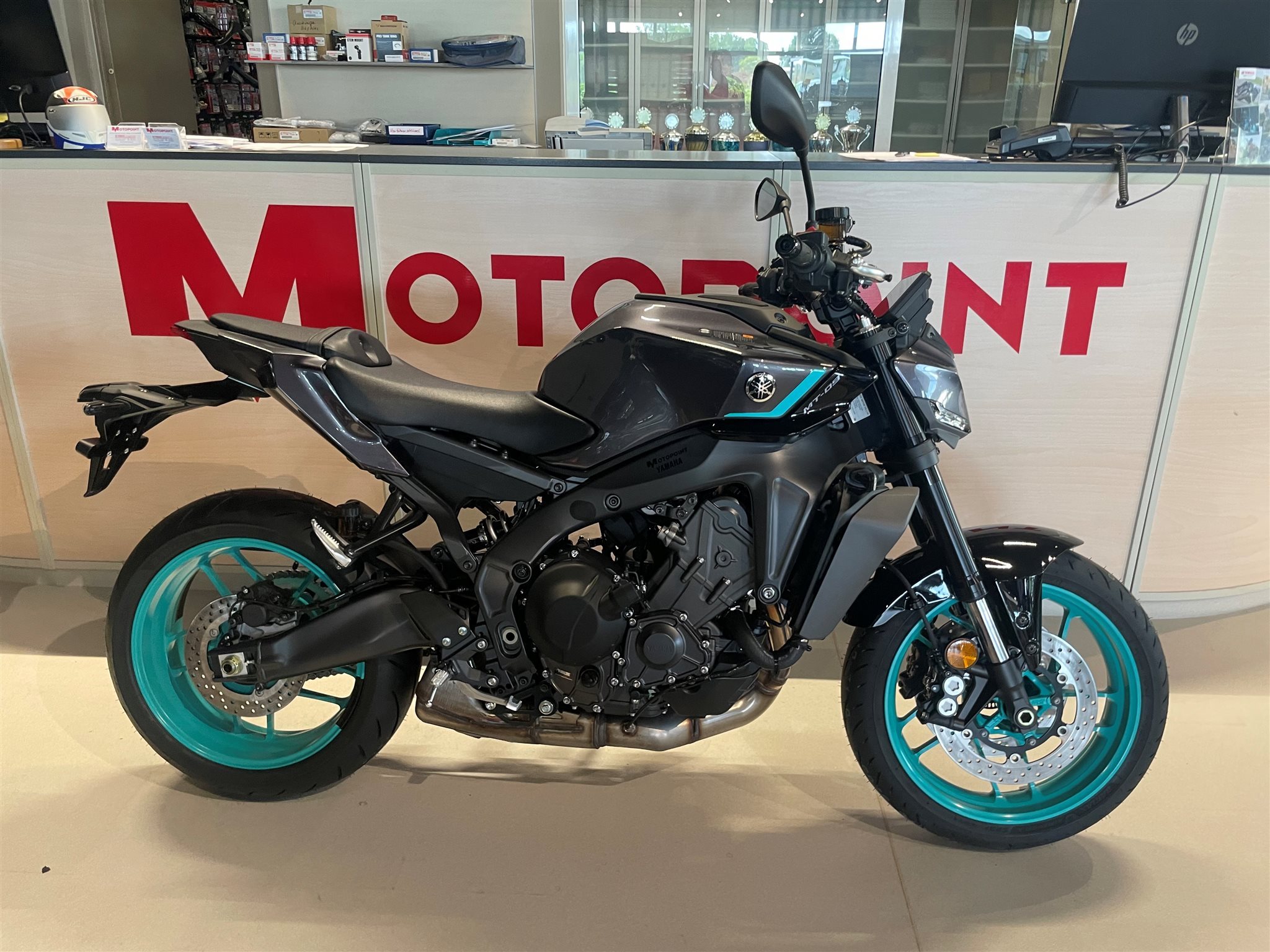 Yamaha MT-09 BLACK WEEKS Promo 70 KW