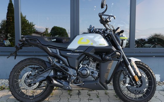 Gebrauchtmotorrad Zontes 125 GK - Bild 1