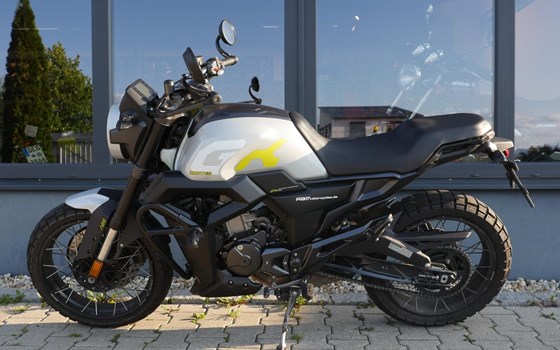 Gebrauchtmotorrad Zontes 125 GK - Bild 2