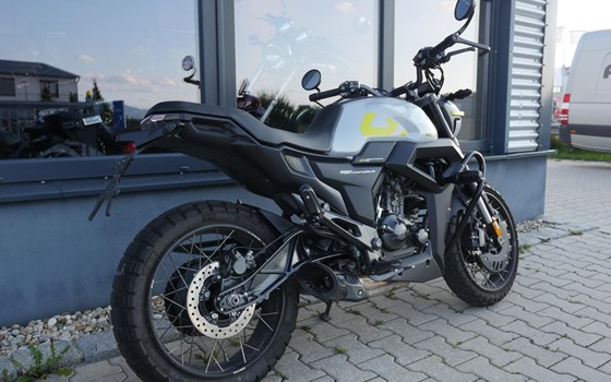 Gebrauchtmotorrad Zontes 125 GK - Bild 4