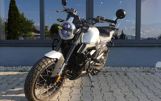 Gebrauchtmotorrad Zontes 125 GK - Bild 7