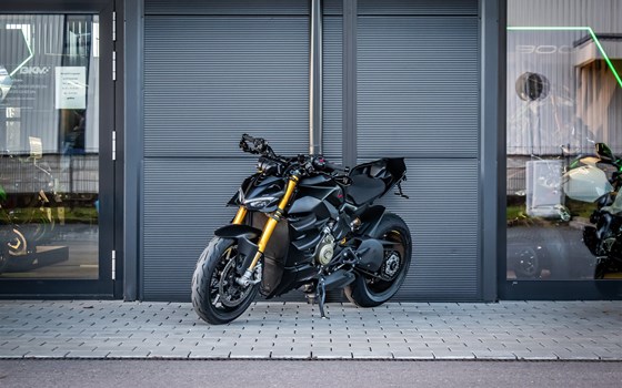 Gebrauchtmotorrad Ducati Streetfighter V4 S - Bild 5