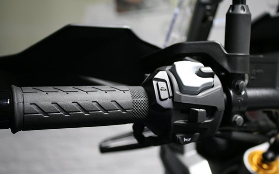 Gebrauchtmotorrad Suzuki V-Strom 1050DE - Bild 8