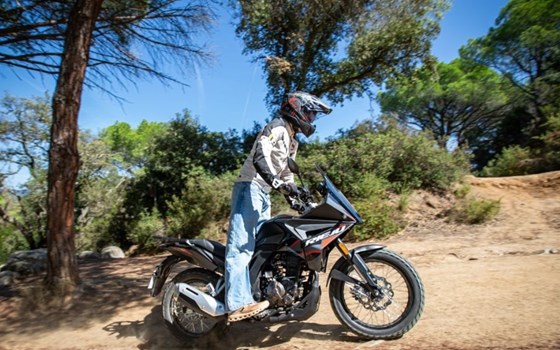 Neufahrzeug Rieju Aventura 125 - Bild 14