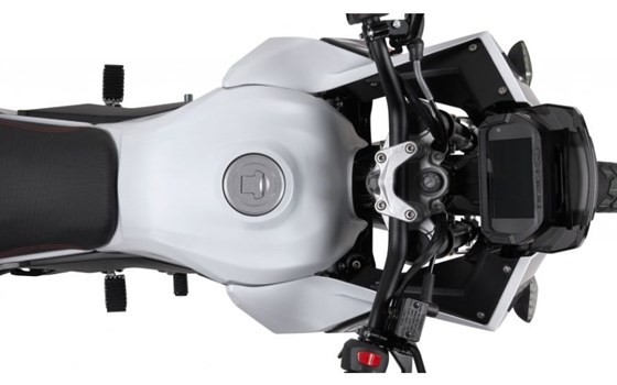 Neufahrzeug Rieju Aventura 125 - Bild 10