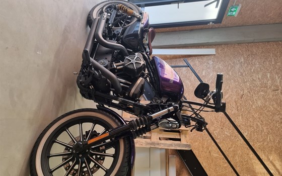 Gebrauchtmotorrad Harley-Davidson Sportster XL 883 N Iron - Bild 6