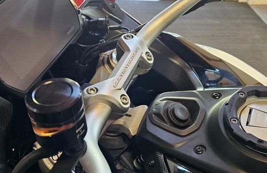 Gebrauchtmotorrad Ducati Multistrada V4 S Sport - Bild 3