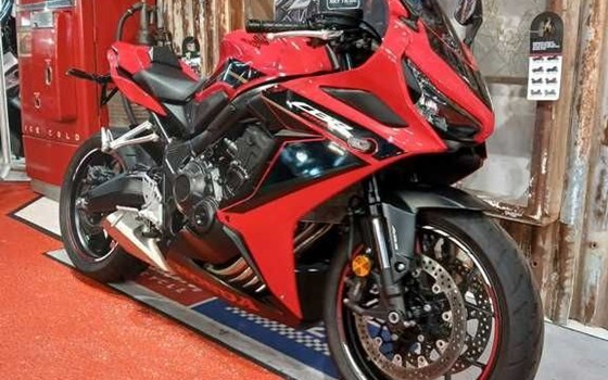 Gebrauchtmotorrad Honda CBR650R - Bild 1
