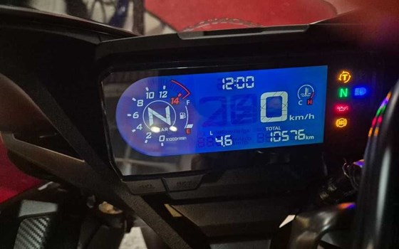 Gebrauchtmotorrad Honda CBR650R - Bild 10