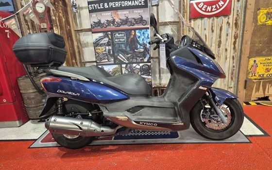Gebrauchtmotorrad Kymco Downtown 125i - Bild 2