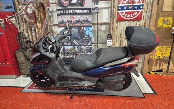 Gebrauchtmotorrad Kymco Downtown 125i - Bild 7