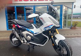 Neumotorrad Honda X-ADV