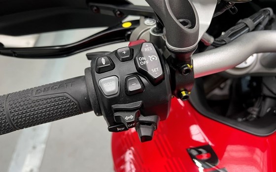 Gebrauchtmotorrad Ducati Multistrada V4 Pikes Peak - Bild 11