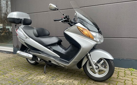 Gebrauchtmotorrad Suzuki Burgman 400 - Bild 2