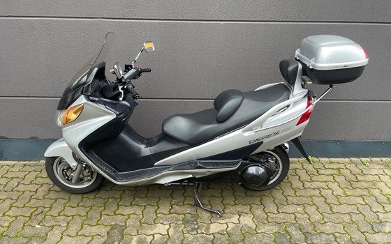 Gebrauchtmotorrad Suzuki Burgman 400 - Bild 8