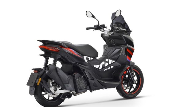 Neufahrzeug Aprilia SR GT Replica 200 - Bild 4