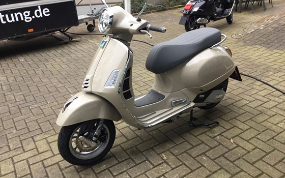 Neufahrzeug Vespa GTS 125 - Bild 6