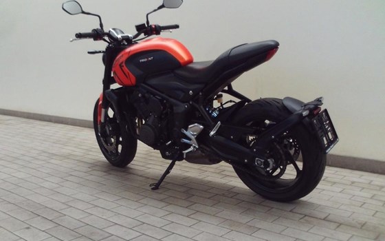 Gebrauchtmotorrad Triumph Trident 660 - Bild 6