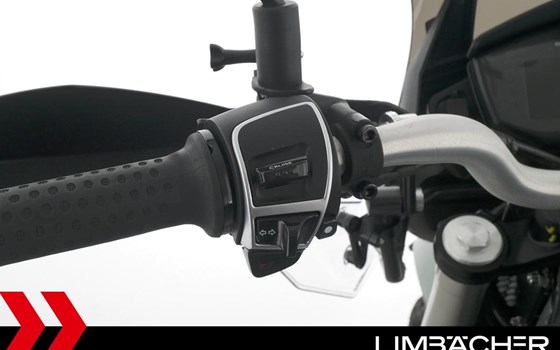 Gebrauchtmotorrad Moto Guzzi V85 TT Centenario - Bild 21