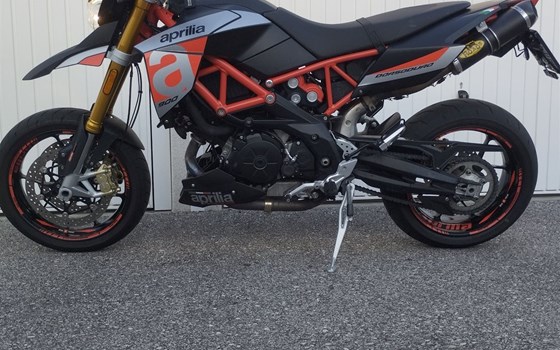 Gebrauchtmotorrad Aprilia Dorsoduro 900 - Bild 2