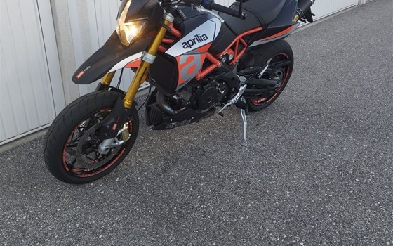 Gebrauchtmotorrad Aprilia Dorsoduro 900 - Bild 3