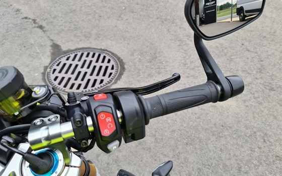 Neufahrzeug Triumph Speed Triple 1200 RX - Bild 9