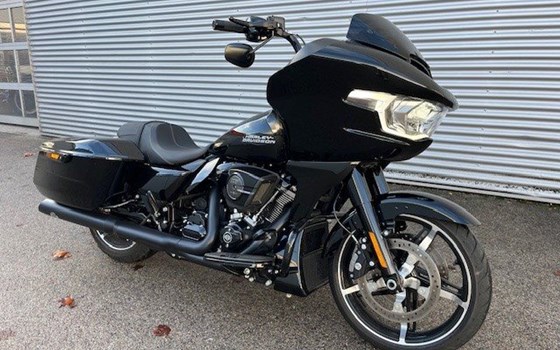 Gebrauchtmotorrad Harley-Davidson Road Glide FLTRX - Bild 4