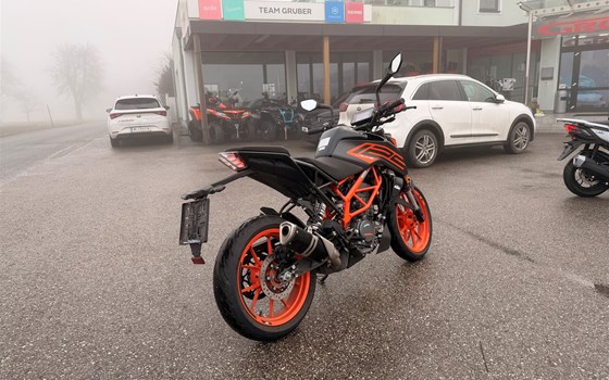 Gebrauchtmotorrad KTM 125 Duke - Bild 3