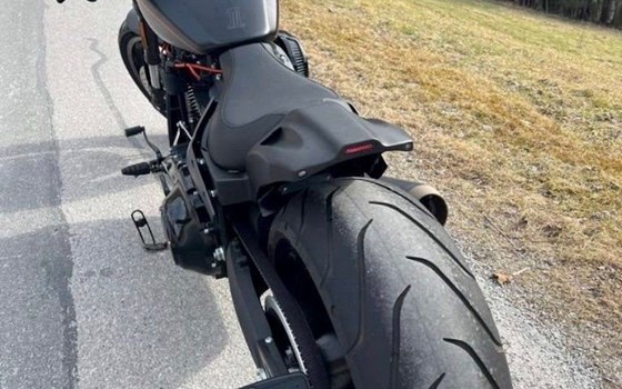 Gebrauchtmotorrad Harley-Davidson Softail FXDR 114 FXDRS - Bild 5