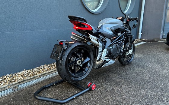 Gebrauchtmotorrad MV Agusta Brutale 1000 RS - Bild 3