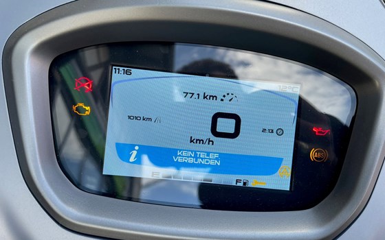 Gebrauchtmotorrad Vespa GTS 300 Super Tech - Bild 7