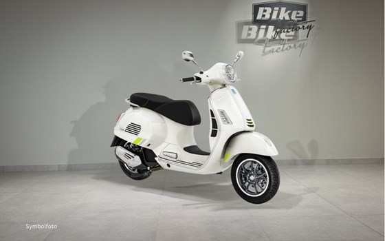 Neufahrzeug Vespa GTS 125 Super Tech - Bild 1