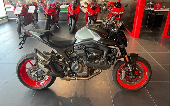 Gebrauchtmotorrad Ducati Monster + - Bild 1
