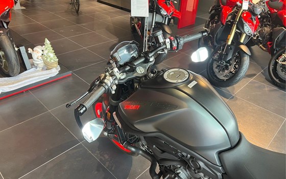 Gebrauchtmotorrad Ducati Monster + - Bild 3