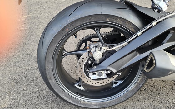 Neufahrzeug Triumph Street Triple 765 RS - Bild 9