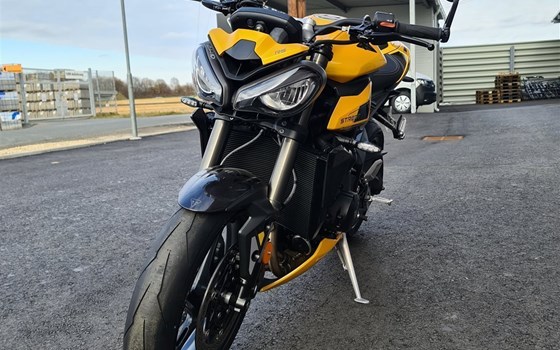 Neufahrzeug Triumph Street Triple 765 RS - Bild 11