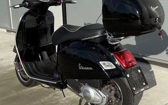 Gebrauchtmotorrad Vespa GTS 125 ie Super - Bild 7