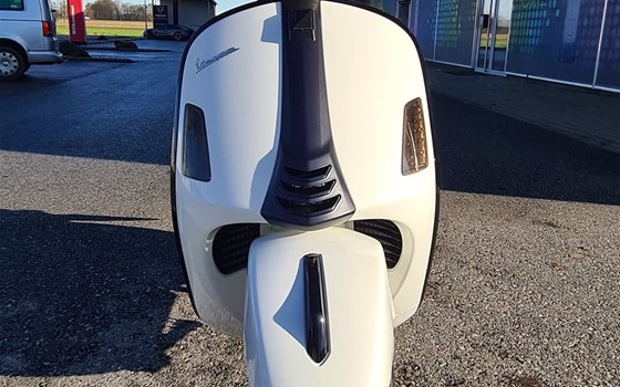Neufahrzeug Vespa GTS 310 SuperSport - Bild 3
