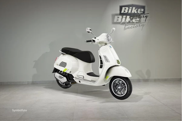 Vespa GTS 310 SuperTech (Bianco Innocente) - Bild 2