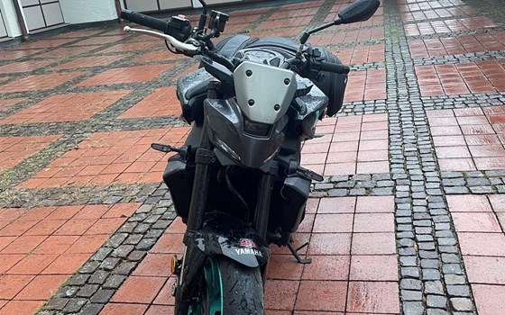Gebrauchtmotorrad Yamaha MT-09 Y-AMT 35kW - Bild 4